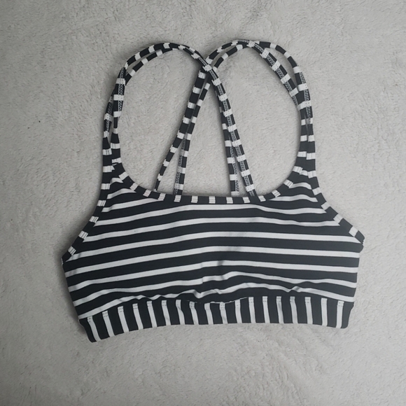 Athleta Other - Athleta fully focus sports bra